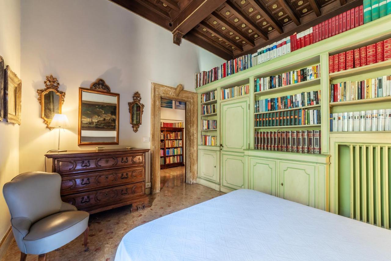 Pantheon Apartment - L'Angolo Nascosto Dei Quadri Ρώμη Εξωτερικό φωτογραφία